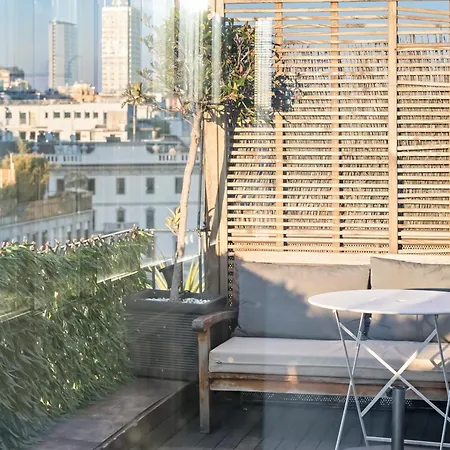 Luxury Penthouse With Jacuzzi & 360 View Rooftop Apartment Milan