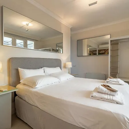 Luxury Penthouse With Jacuzzi & 360 View Rooftop *