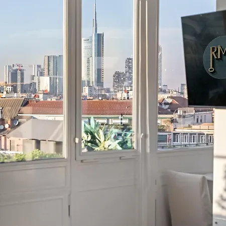 Luxury Penthouse With Jacuzzi & 360 View Rooftop Milan