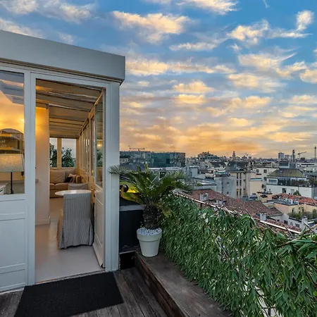 Luxury Penthouse With Jacuzzi & 360 View Rooftop Milan