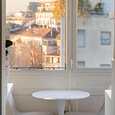 Apartamento Luxury Penthouse With Jacuzzi & 360 View Rooftop Milão