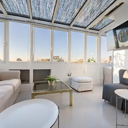 Luxury Penthouse With Jacuzzi & 360 View Rooftop Apartamento Milão